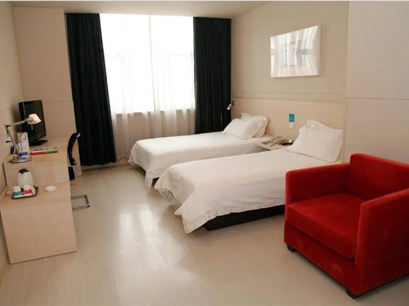 Jinjiang Inn Beijing East Lianshi Road מראה חיצוני תמונה
