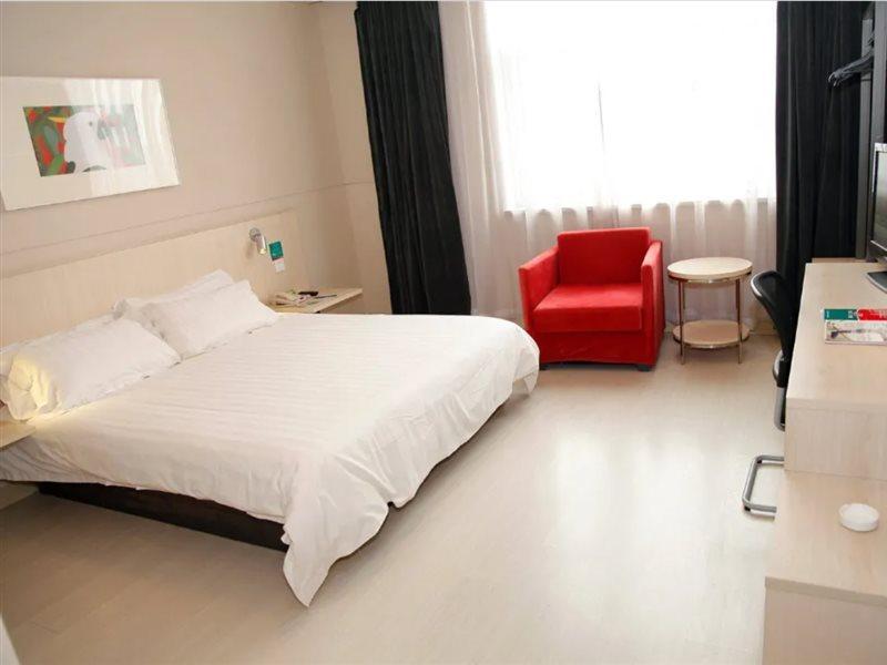 Jinjiang Inn Beijing East Lianshi Road מראה חיצוני תמונה